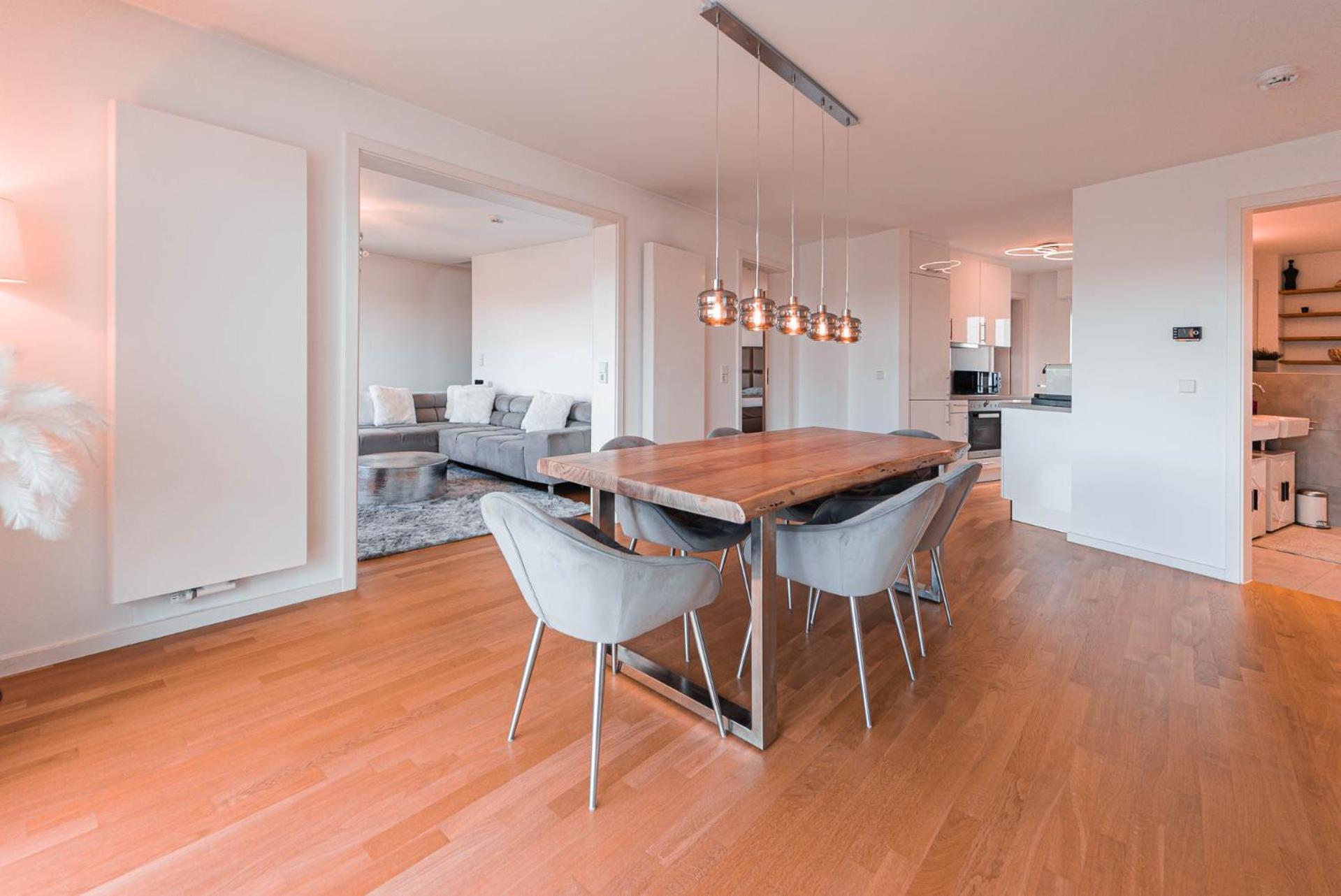 דירות שטוטגרט Luxurious Penthouse מראה חיצוני תמונה