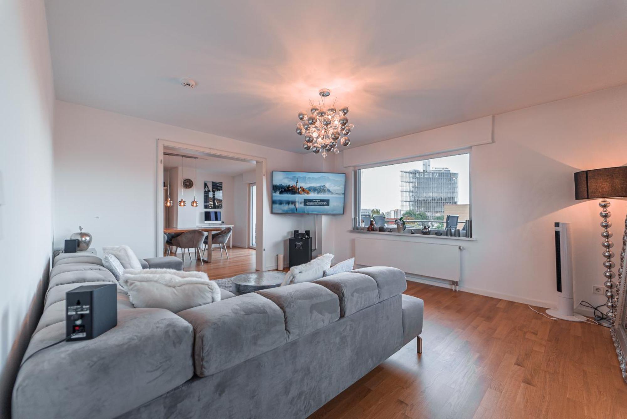 דירות שטוטגרט Luxurious Penthouse מראה חיצוני תמונה